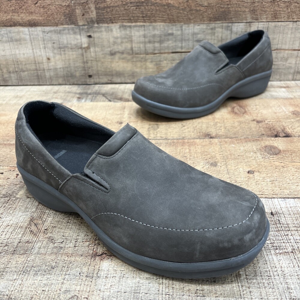 Worx By Red Wing Shoes Womens Gray Leather Slip On Safety Toe Shoes size 9.5 M